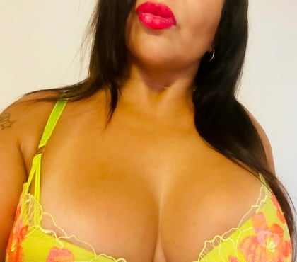 Escorts Lancaster City Centre Lancaster - Photos for 🇨🇴SENSUAL AND HOT🔥BIG BUM🍑MASSAGE, STRAP ON😈