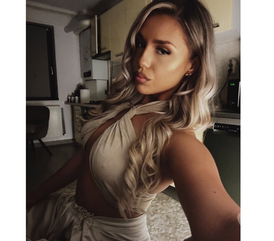 Adult Entertainment Central London Barbican - Central London - Photos for Naughty Blonde, here to make your fantasies, Call me