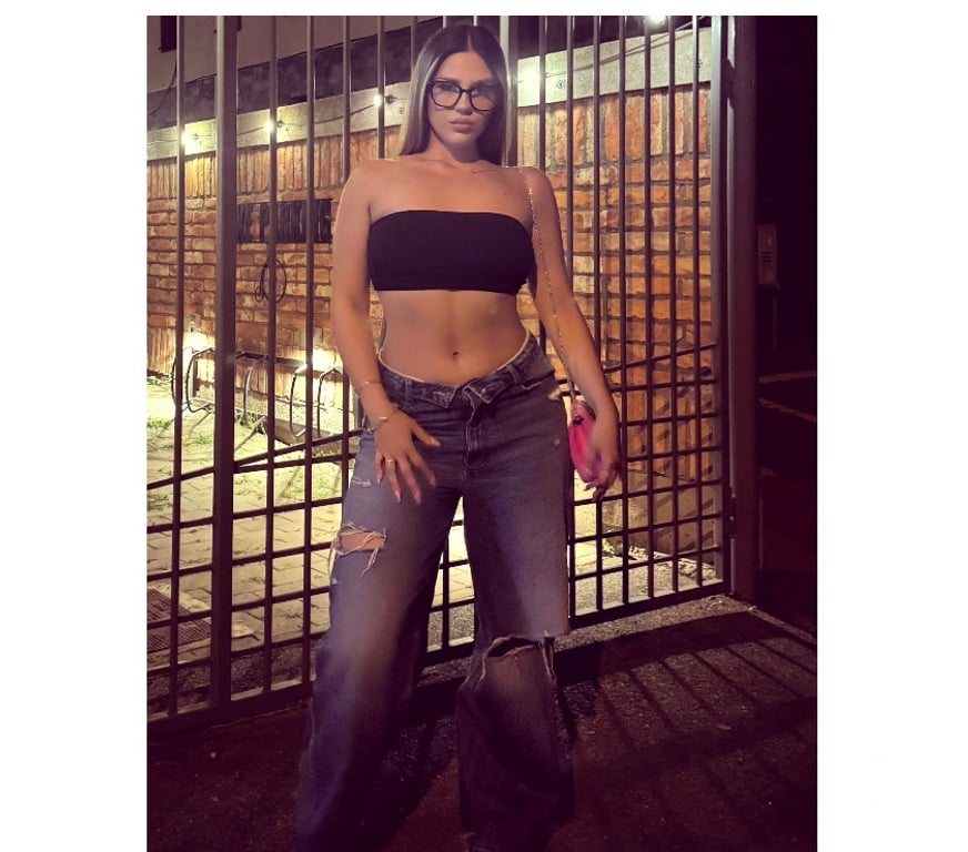 Adult Entertainment East London East Ham - East London - Photos for Naughty Blonde, here to make your fantasies, WhatsApp me