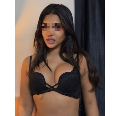 Escort East Croydon (Tramlink) Station South East London - Photos for Abhima South indian Tamil Girl Croydon