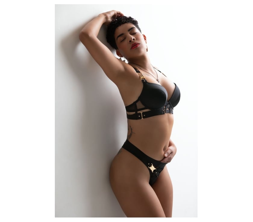  Escorts & Erotic Massage Brentwood Station Brentwood - Photos for Bru the best here Party and Love 🥰🥂🔥