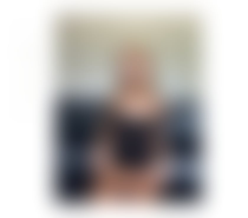 Amelia blonde girl 25yo in area x