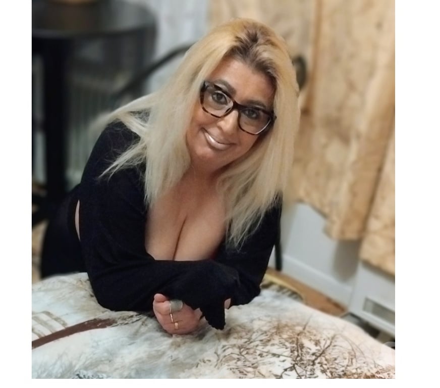 Escorts North London Ponders End - North London - Photos for JESSICA -MILF 😍 PARTY GIRL 😜
