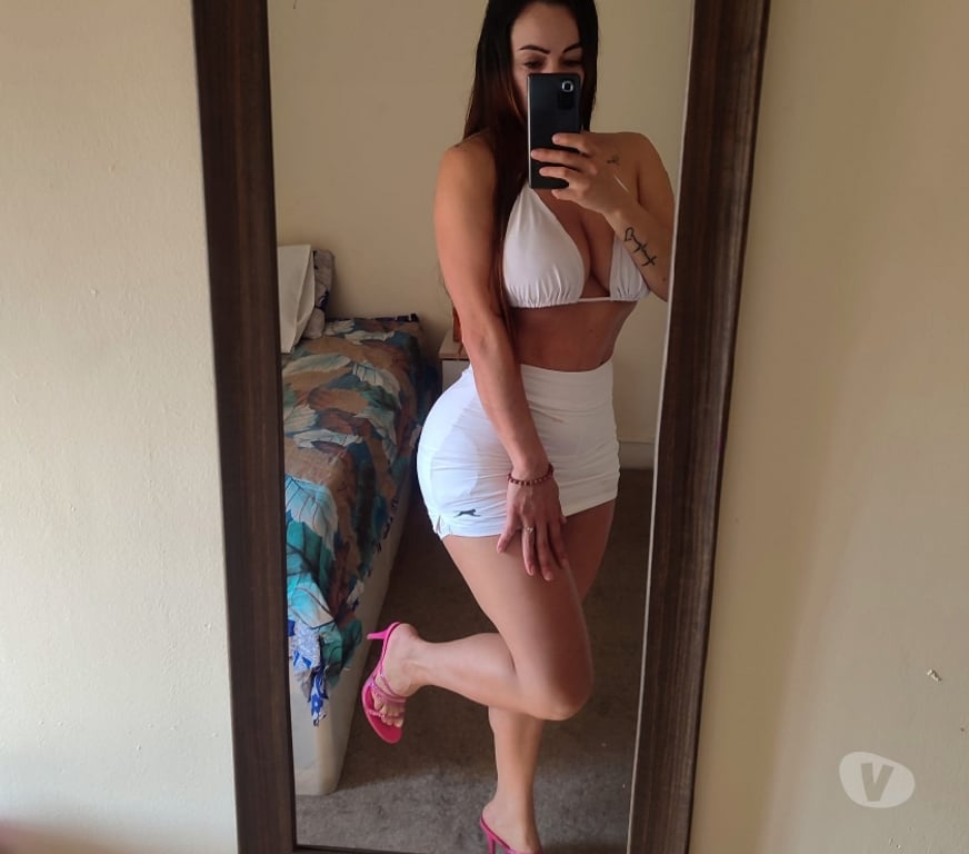 Escorts Hertfordshire Broxbourne - Photos for Camila, sweet and naughty, relaxing massage