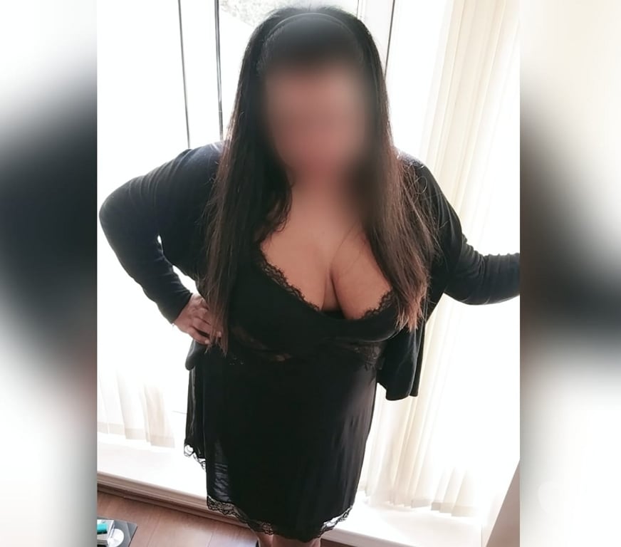 Escorts East London Barking Station - East London - Photos for SUZEE SOUTH INDIAN TAMIL CHUBBY GIRL NEW IN BARKING
