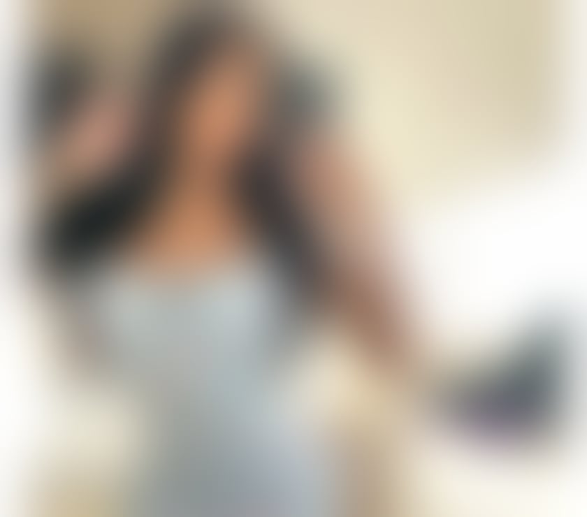 Liz brunette Latina party 24H 💕🥂🇧🇷