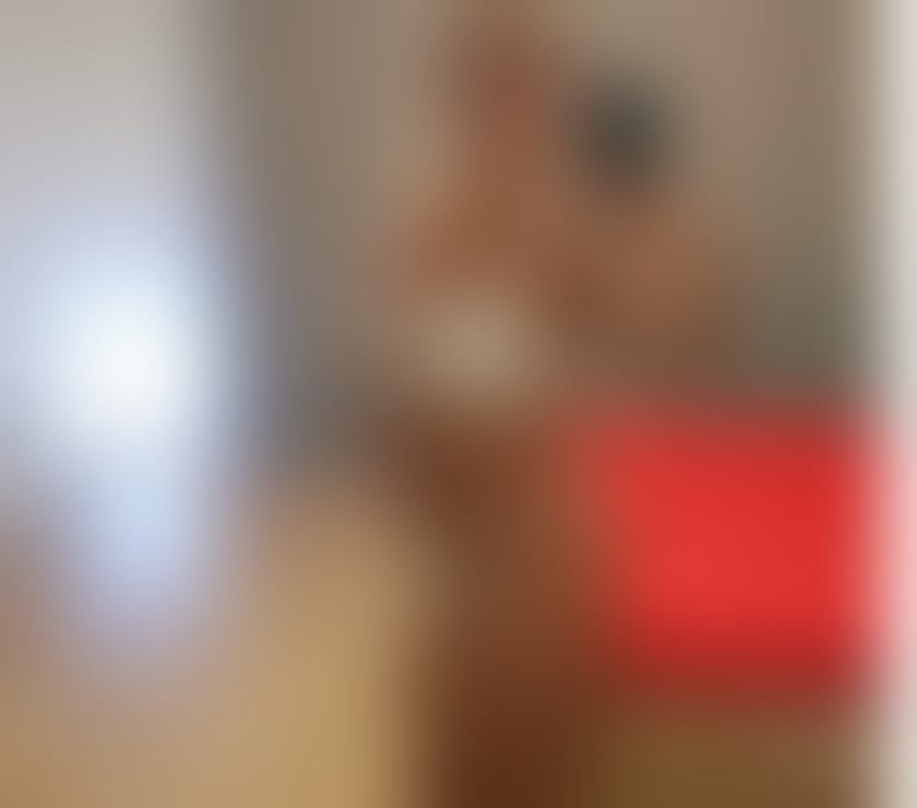 Escorts West Yorkshire Leeds - Photos for Elegant beutiful blond party girl . Outcall available