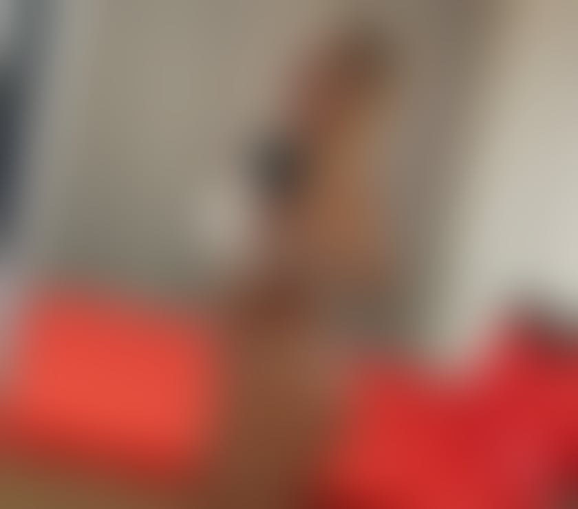 Elegant beutiful blond party girl . Outcall available