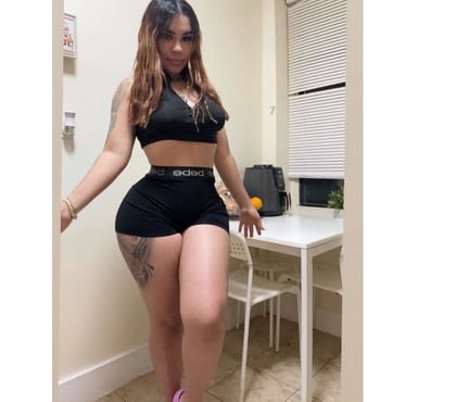 Escort Gants Hill East London - Photos for 🔥AMANDA TO PLAY WITH FIRE 🔥READY FOR THE BEST BJ?