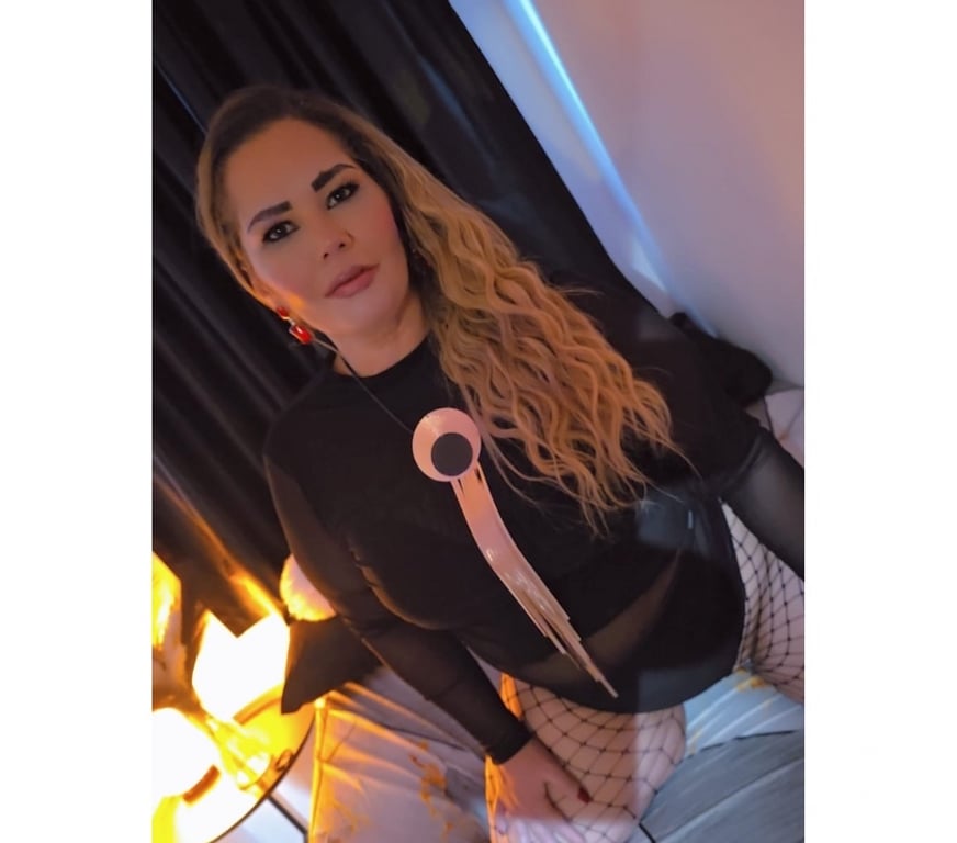 Escorts South West London Colliers Wood - South West London - Photos for Nick 😘 Party Girl❤️ New in Town🍾😍