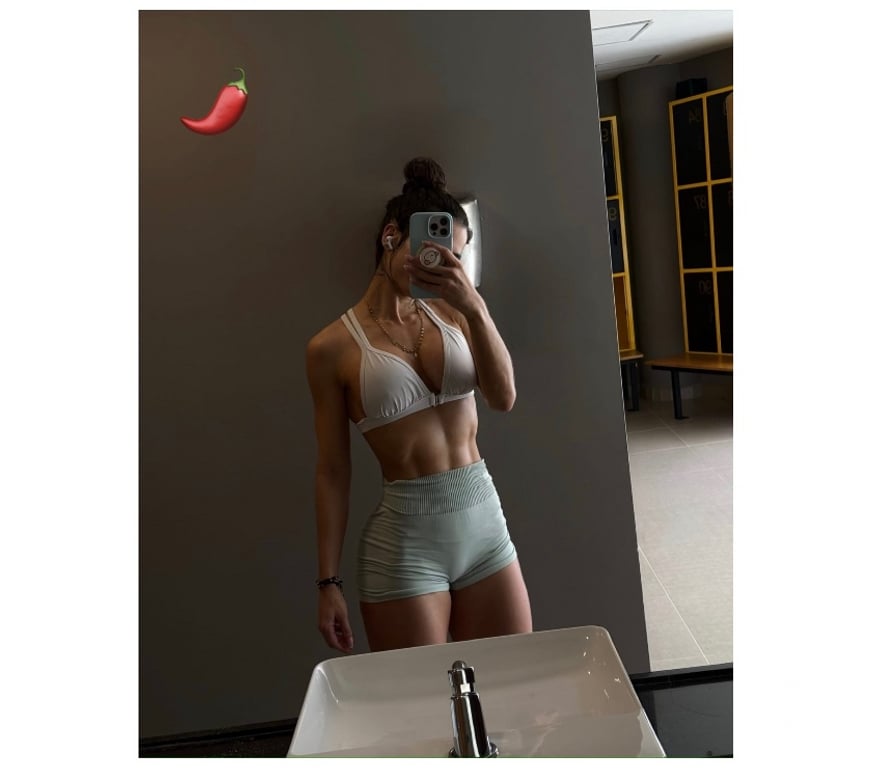 Escorts West London Hanwell - West London - Photos for LATINA DREAMS🫦BEST PARTY PARTNER🍾HOT GIRLFRIEND