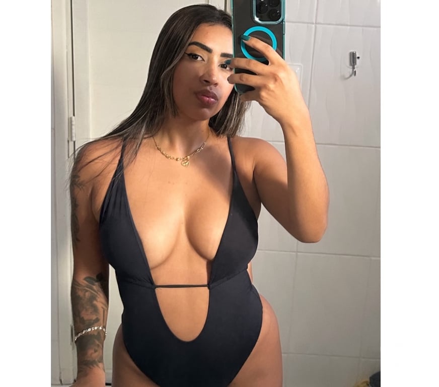 Escorts South East London Dulwich - South East London - Photos for FULL PARTY 🥂 24HR 🔥HORNY AND WET💦🥵