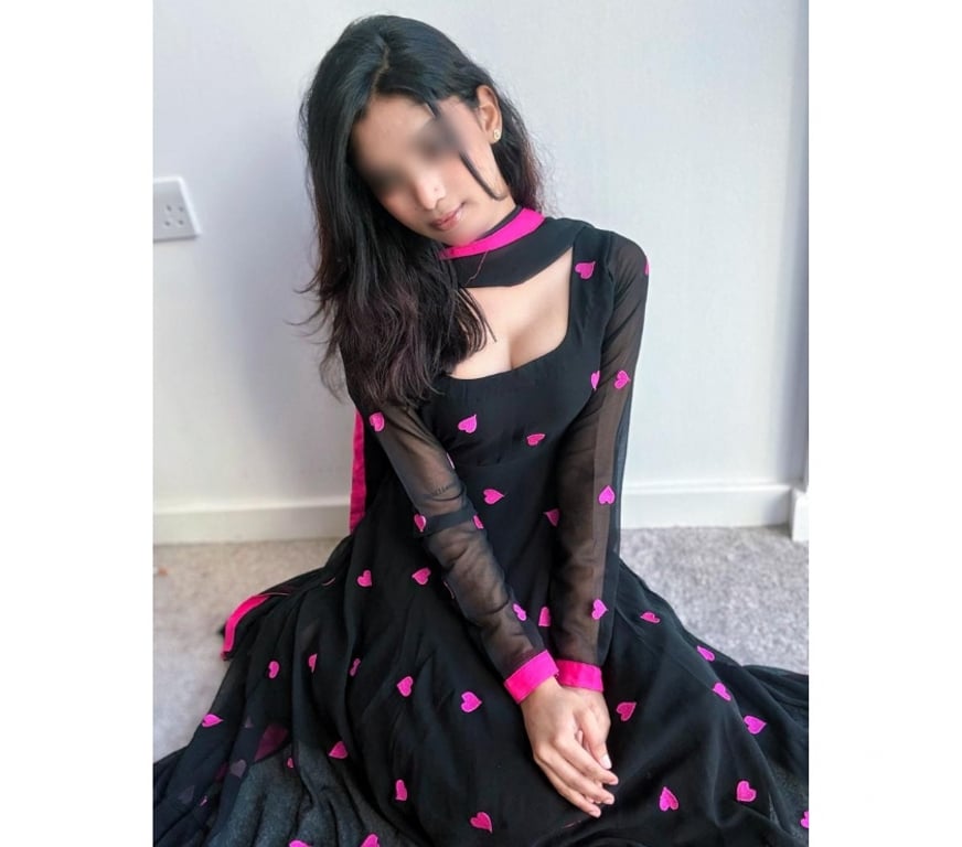 Escorts West Midlands Wolverhampton - Photos for South Indian Tamil Girl Lakshana