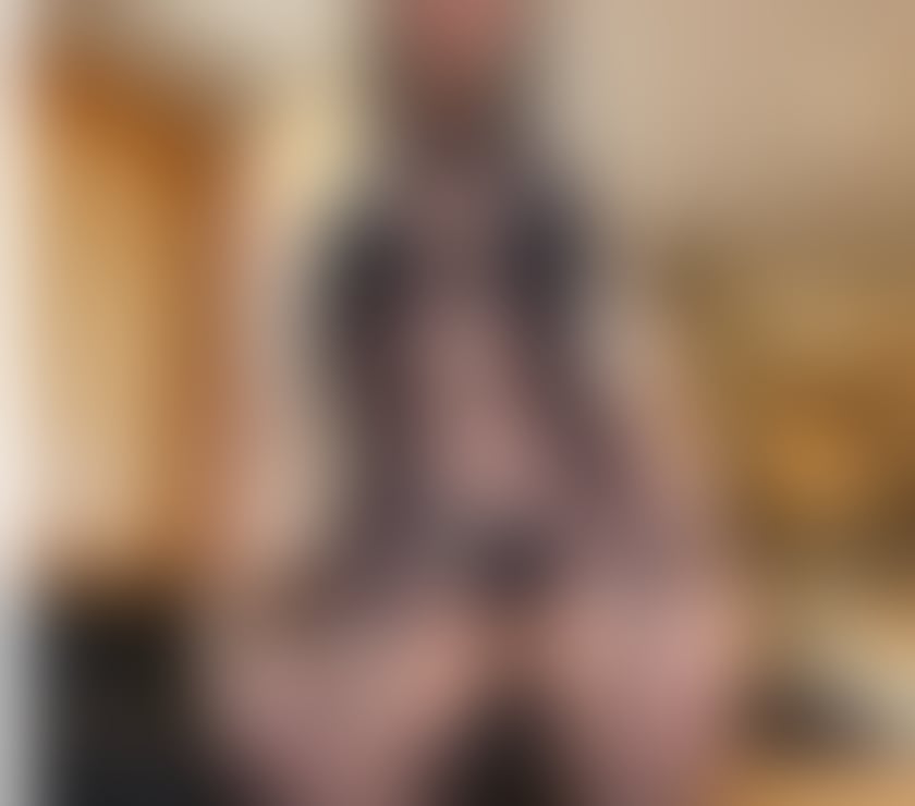 Escort The Broadway Bradford - Photos for 🎉Sonya🎉 Party together Queen of bj