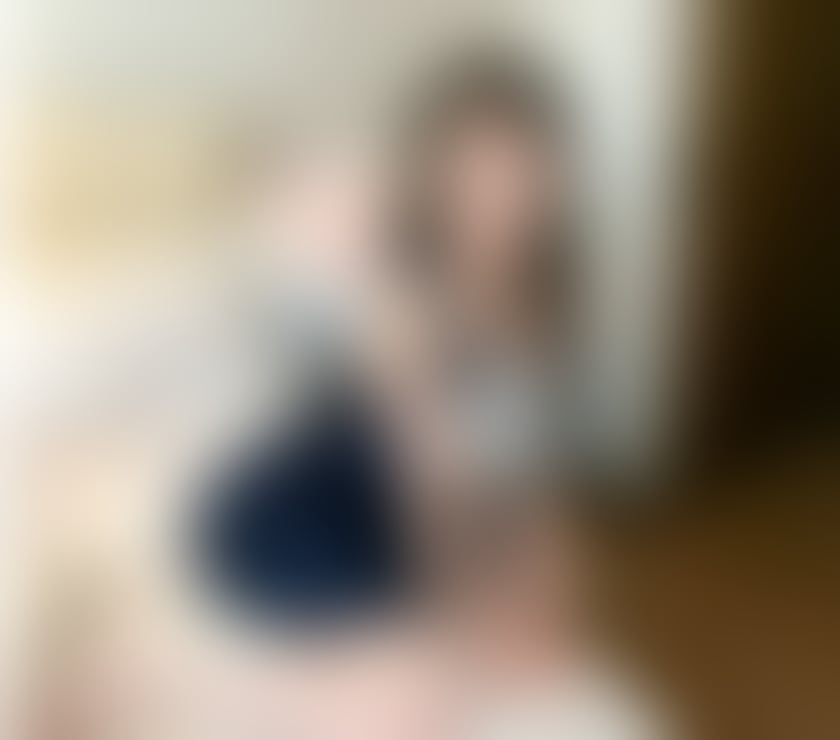Sexy Asian girl offer super escort