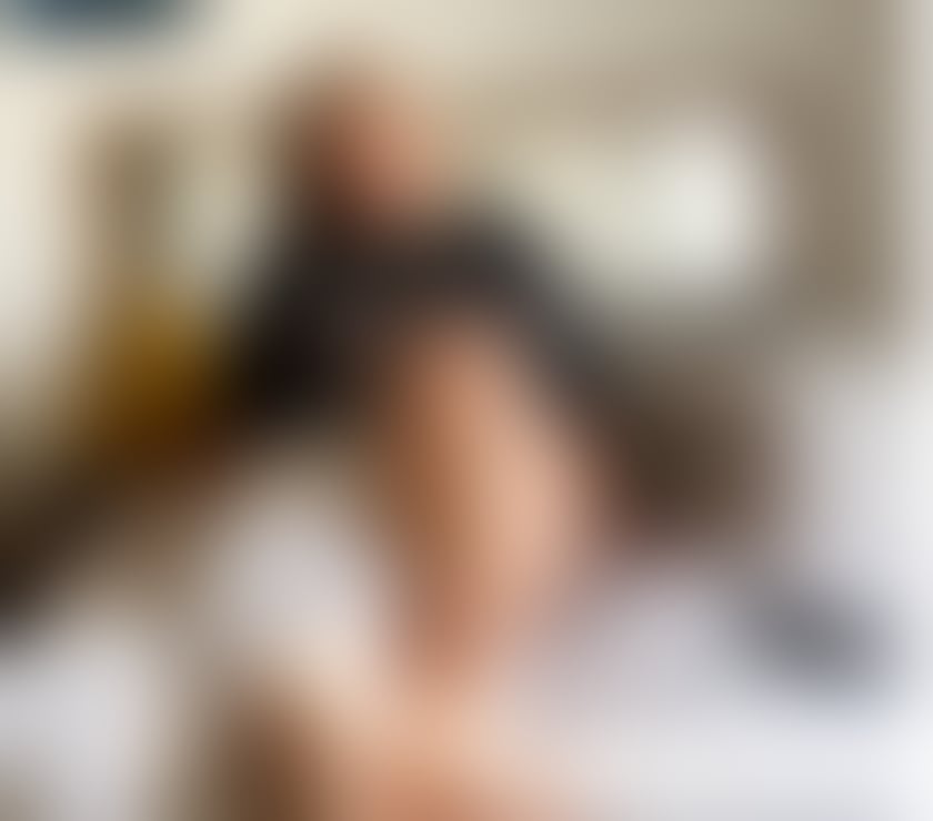 RebecaMellones your sensual touch