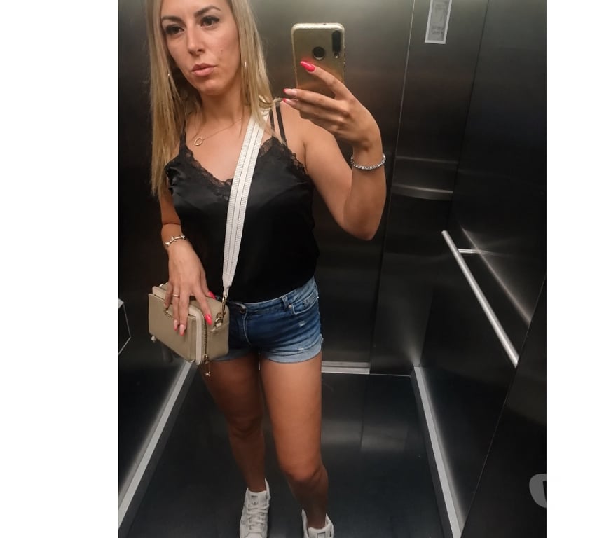 Adult Entertainment East London Abbey Road - DLR station - East London - Photos for AVAILABLE NOW☺️25£ 10 Min!📱