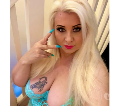 Escorts Barking Barking and Dagenham - Photos for AMANDA HORNY MILF 😍