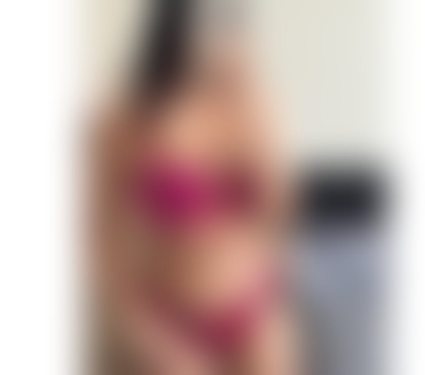 Escorts East London Stratford - East London - Photos for OUTCALL *Indian model in London