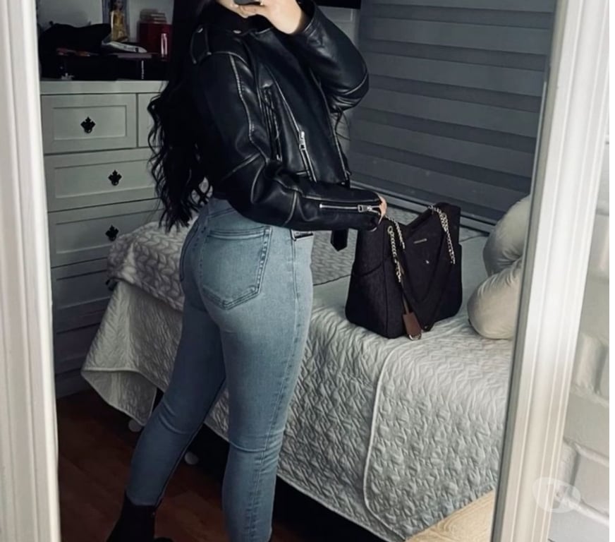 Escorts Ealing Northolt - Ealing - Photos for Outcall Hot girl xx call me x x xxxxxx Outcall