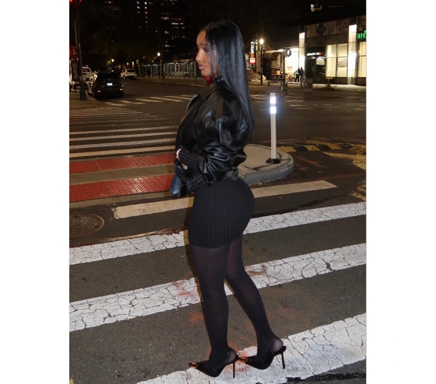 Escorts South East London Bromley - Photos for 💃🏽🫦PARTY GIRL 🔥🍯 BACK DOOR 🍑😈