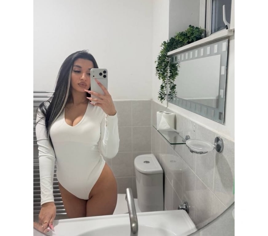 Escorts East London Redbridge - East London - Photos for REAL🔥DEEA💌PARTY AVAILABLE👄 OWO AND BEST SERVICE