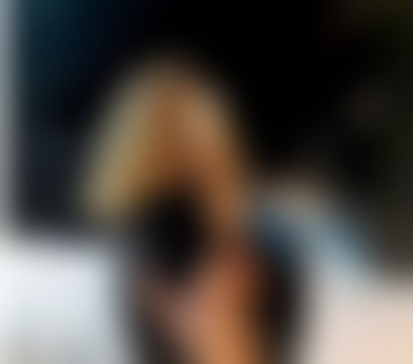 Italian Escorts & Erotic Massage Uxbridge Hillingdon - Photos for Girl 🥳 hot party Bralizian 🥂🎉🇧🇷❤️‍🔥
