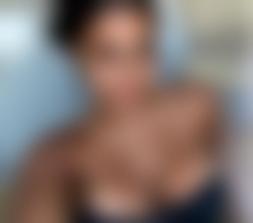 MIA 💋 NEW HERE FROM BRAZIL 🇧🇷