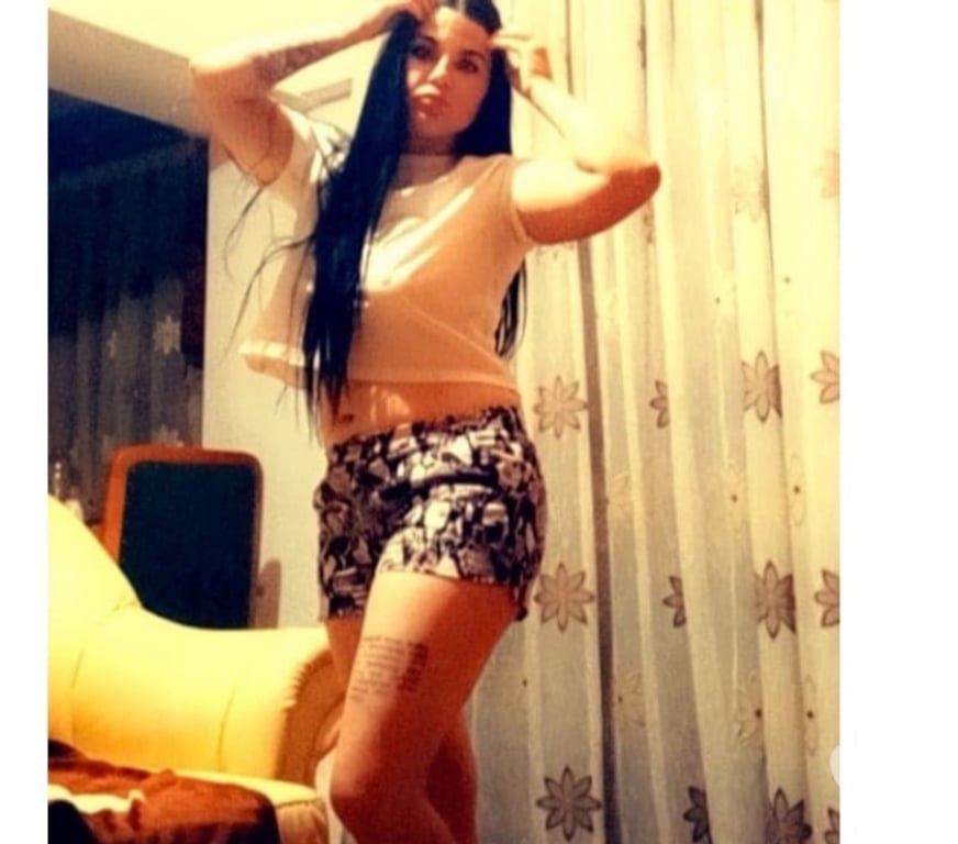 Escorts Merseyside Knowsley - Photos for Clean, Friendly & professional warm personality- Discret