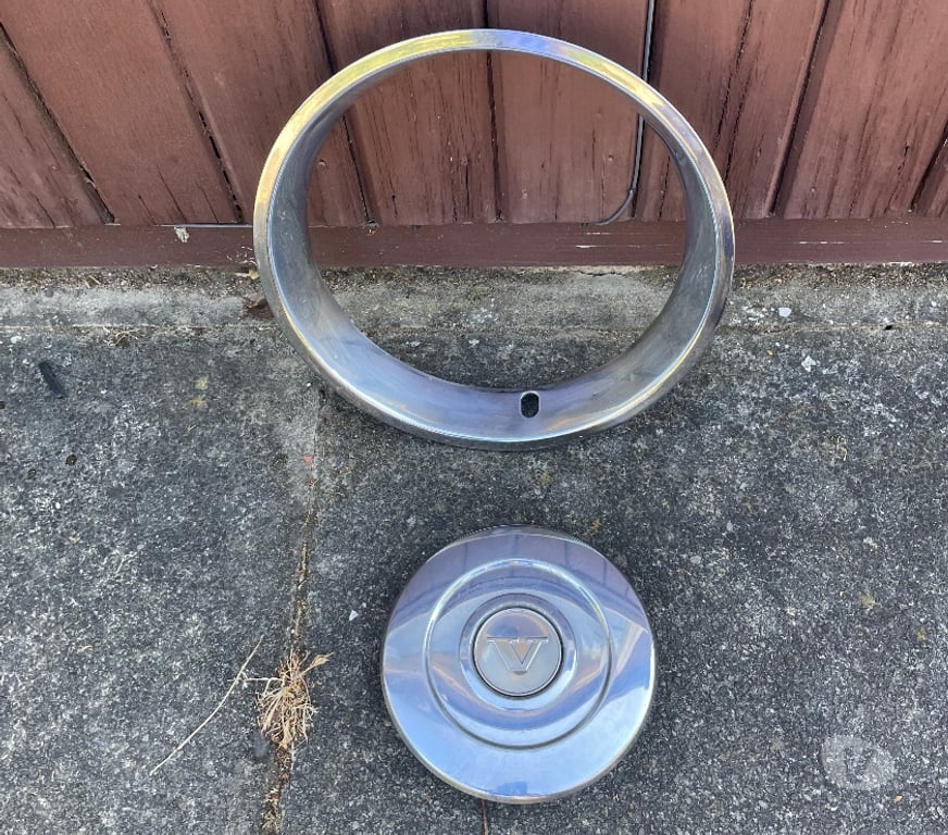 car spares York New Earswick - York - Photos for VOLVO 240 WHEEL TRIM SET ,8 PIECE IN STAINLESS STEEL,