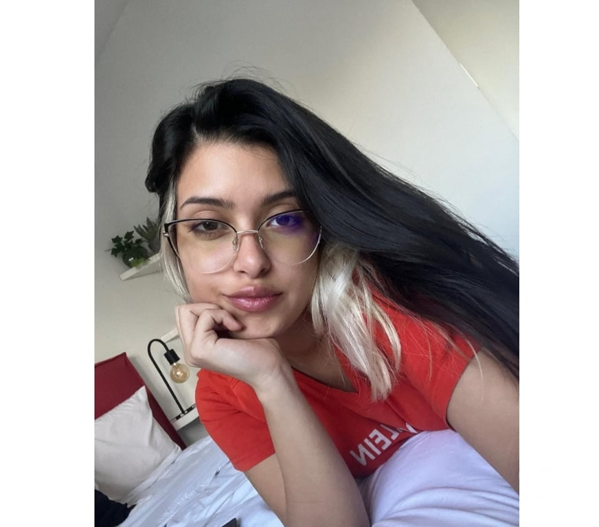 Escorts West Midlands Birmingham - Photos for Hot indian girl in your town