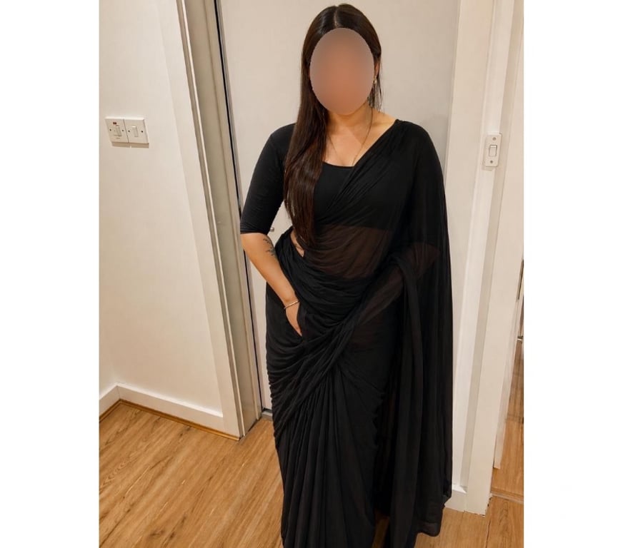 Escorts West Midlands Coventry - Photos for Elegant & Caring Tamil Girl In Coventry