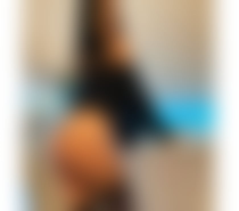 Elissa 💙 BEST SERVICE WITH NO RUSH PERFECT CURVY