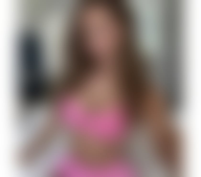 Photos for Blonde with tits😍❤️‍🔥 New around here ❤️