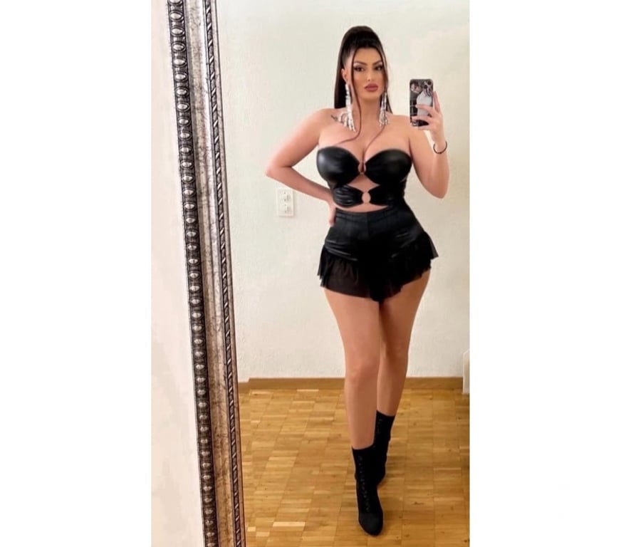 Escorts Cheshire West and Chester Aldford - Cheshire West and Chester - Photos for Ready💕For💕party 💕Now 💕