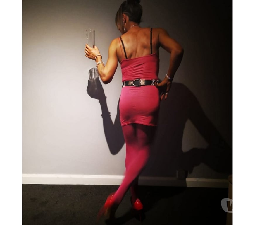 Trans Escorts West Midlands Walsall - Photos for Slim Sexy English T-girl Escort