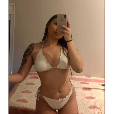 Escort Neasden North West London - Photos for 🌟*PRETTY BRAZILIAN BRUNETTE AND PARTY 🌟