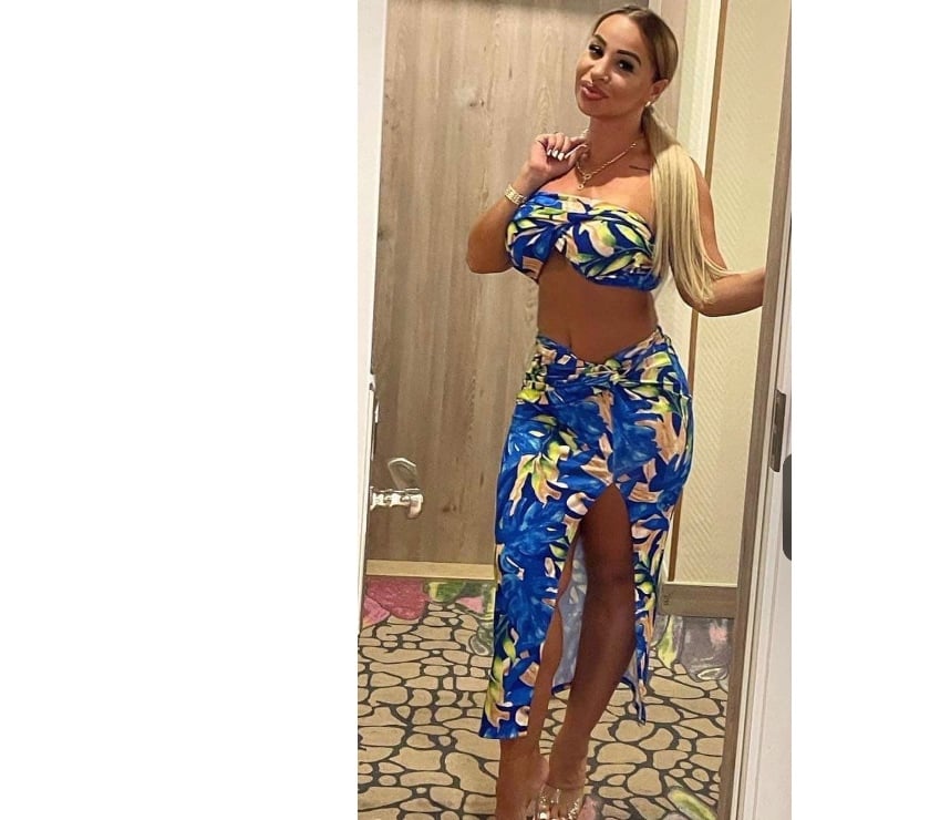 Escort Seven Kings East London - Photos for 💦🍑💋 B2B sexy Emily 🥂💦😝