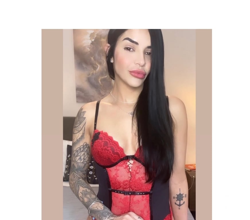 Escorts East London Wapping - East London - Photos for Bia moreno🇧🇷Brazilian 🍒party🌋