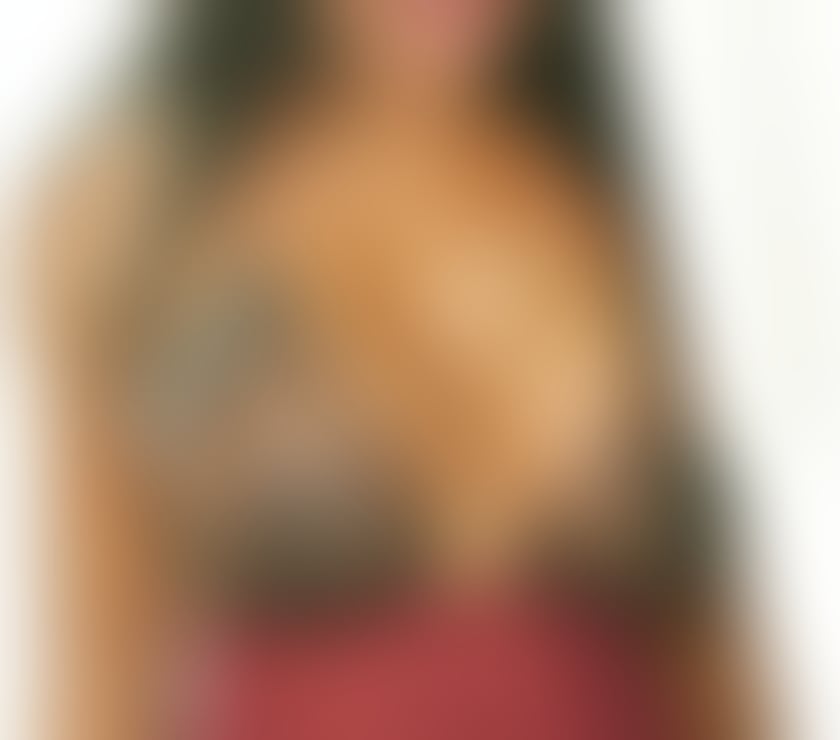 Escorts Aberdeen Aberdeen City Centre - Aberdeen - Photos for New super busty north american girl in centre. dont miss me.