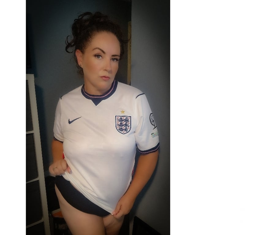 Adult Entertainment South East London Abbey Wood - South East London - Photos for HORNY,CURVY,MILF WhatsApp ONLY!