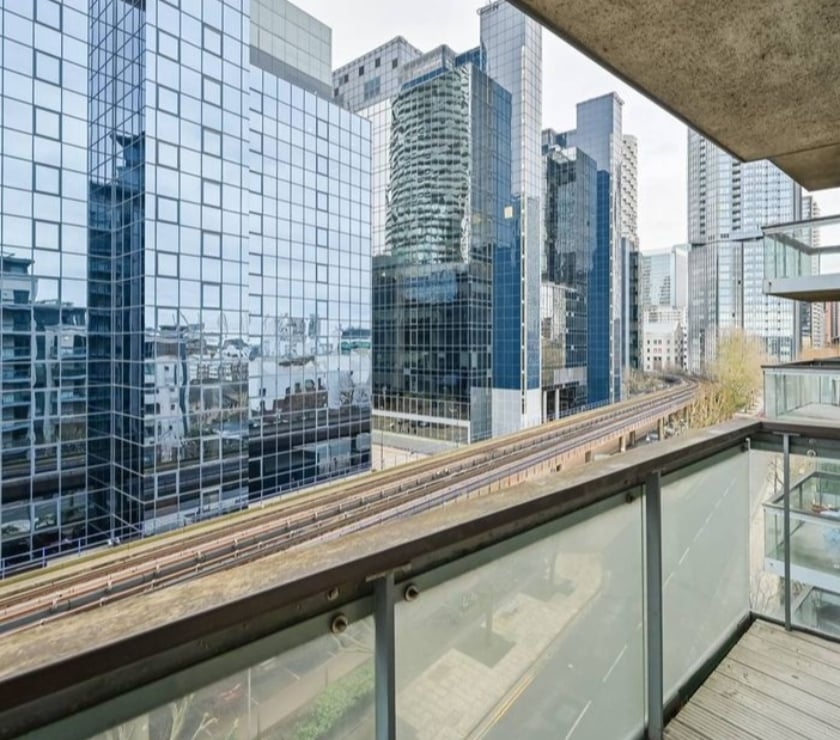 Property to Rent Acton West London - Photos for City Tower E14, Canary Wharf, London,