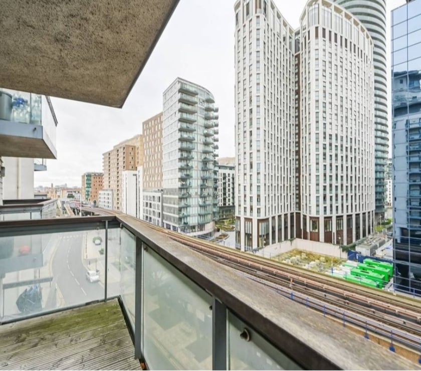 Property to Rent West London Acton - West London - Photos for City Tower E14, Canary Wharf, London,