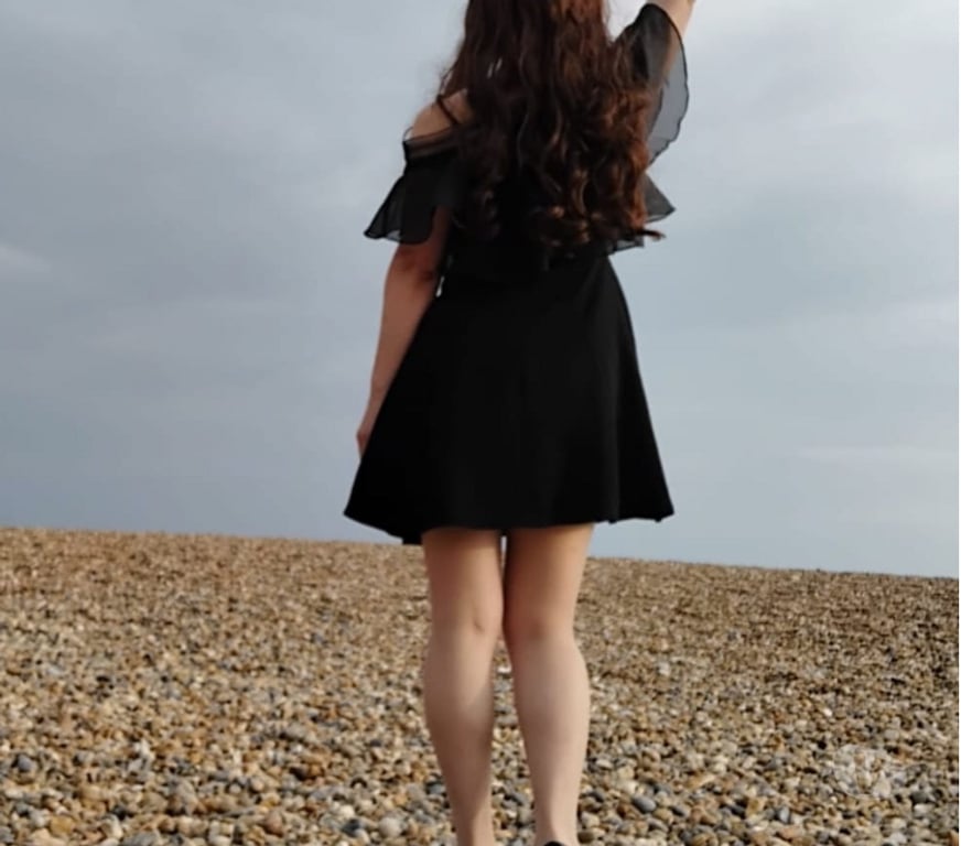 Escorts West Sussex Crawley - Photos for Refined Chinese Beauty – Professional & Attentive
