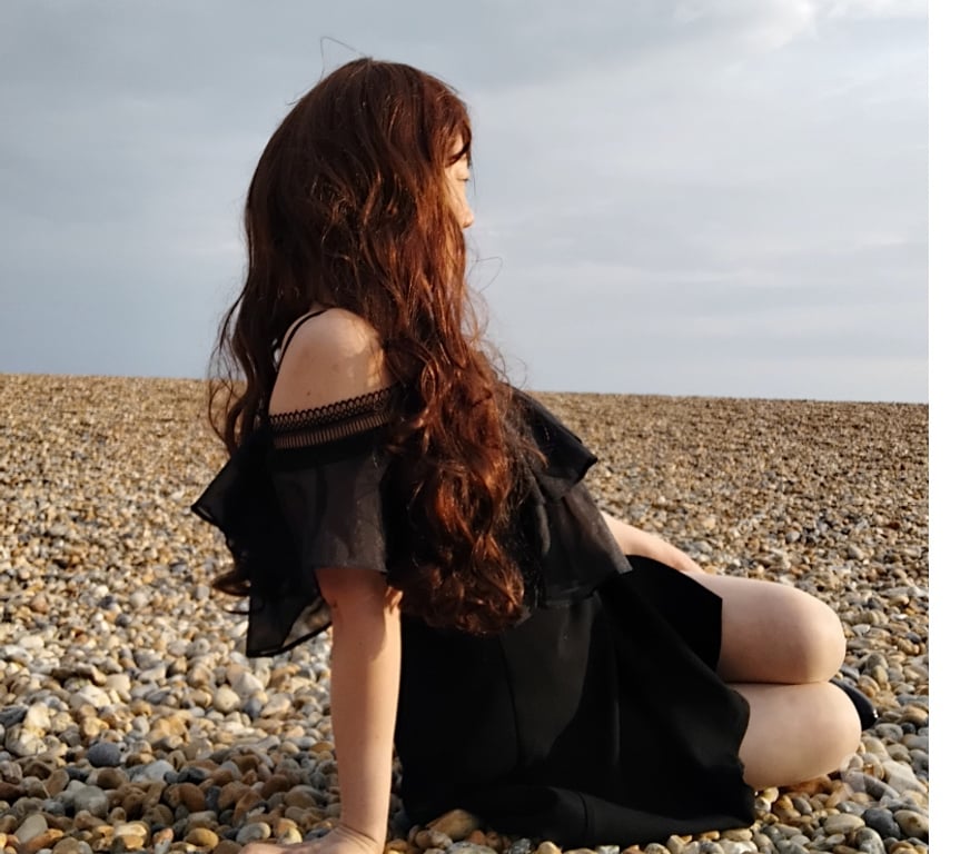 Escorts West Sussex Crawley - Photos for Refined Chinese Beauty – Professional & Attentive