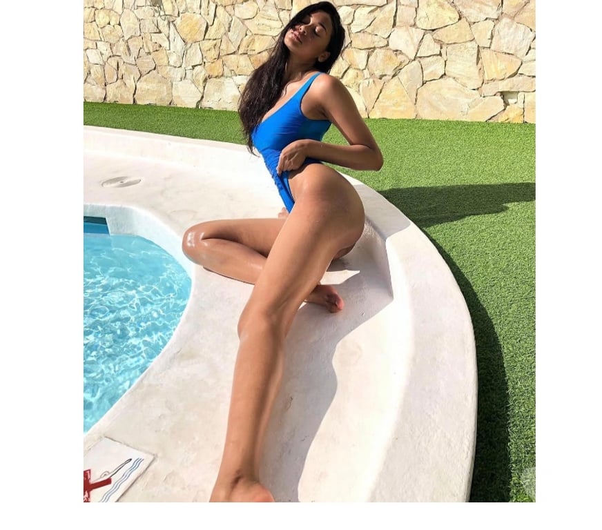Escorts West London Hillingdon - Photos for British tall hot sexy slim naturally beautiful