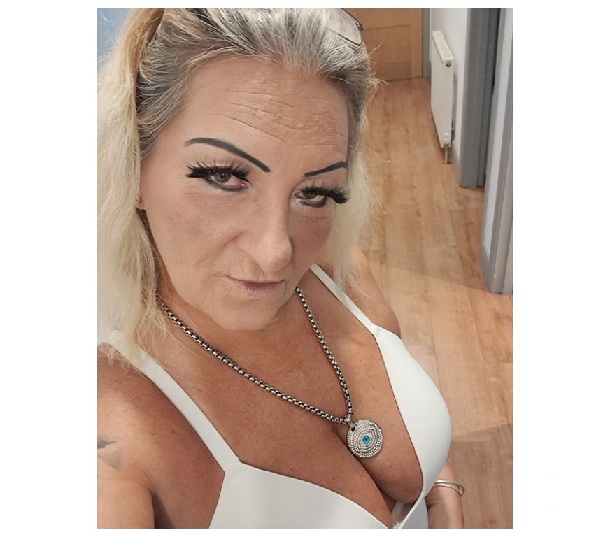 Escorts North West London Hendon Central - North West London - Photos for CHLOE ❤️ HUNGARY 🇭🇺 LADY😋