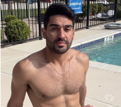  Gay massage Canary Wharf East London - Photos for Alejandro - Party Boy