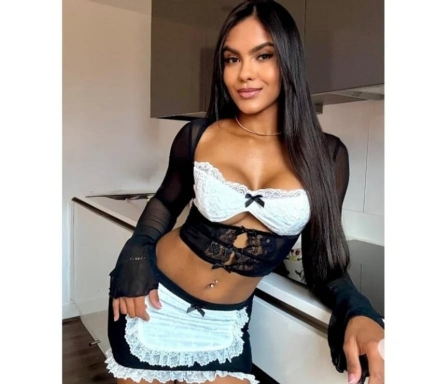 Escorts Essex Southend-on-Sea - Photos for BRUNETTE BRAZILIAN FOR PARTY