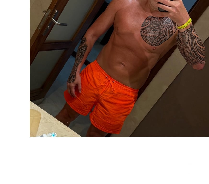Escorts Bristol Bristol City Centre - Bristol - Photos for Alpha Male for Women & Couples - Message me!